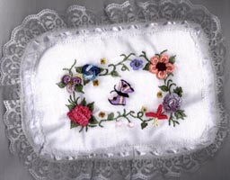 Brazilian Embroidery Design: Spring Sachet