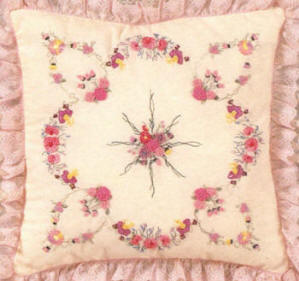 Brazilian Embroidery Pattern: Julia's Fantasy